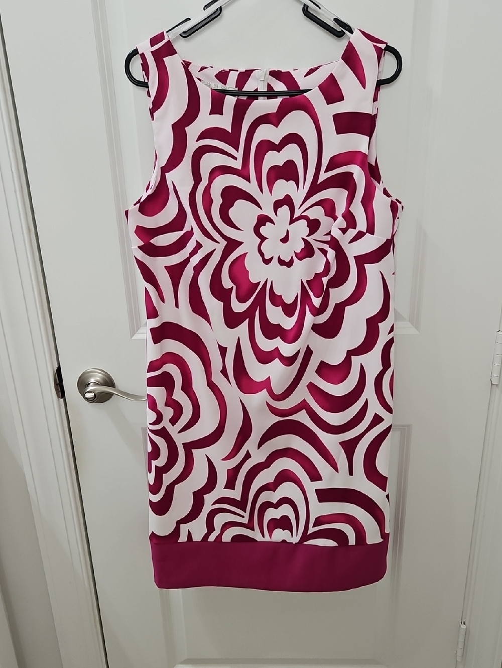 dressbarn White and Pink Floral-Print Sleeveless Shift Dress
